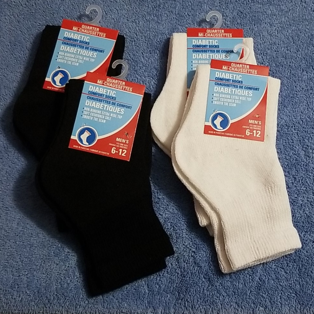 NEW 4 Pair Men's Diabetic Comfort Quarter Socks